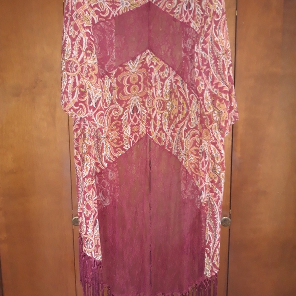 Kimono - Picture 2 of 4